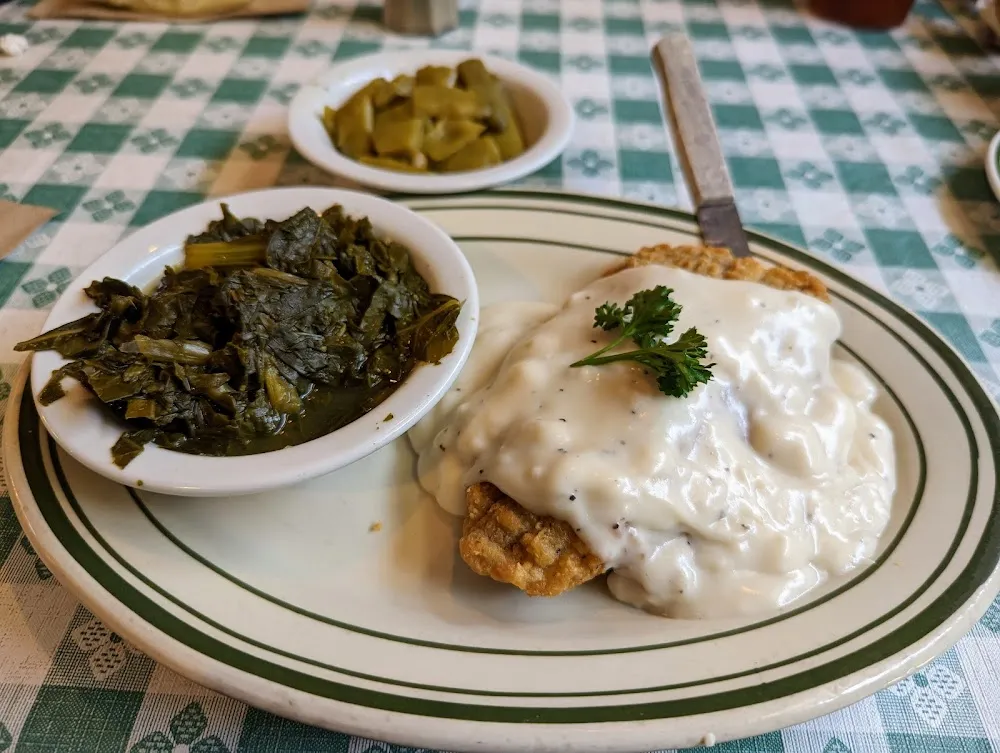 Maudine's Country Fried Steak & Gravy